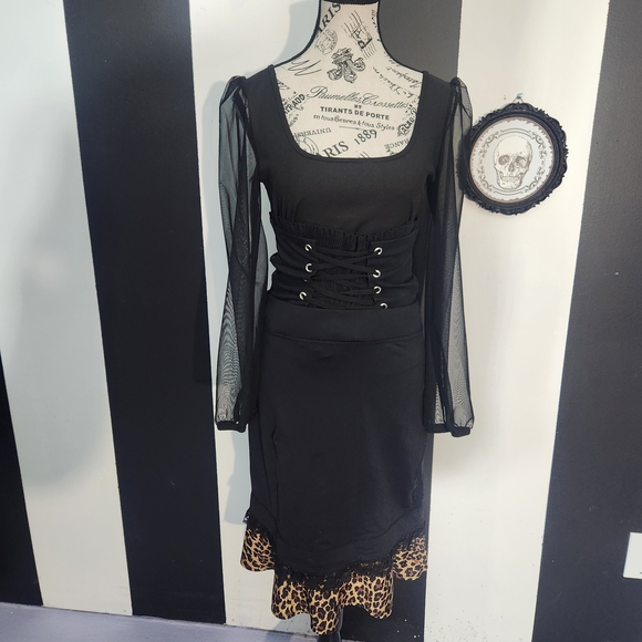 Pinup Leopard Ruffle Skirt - Picture 4 of 11